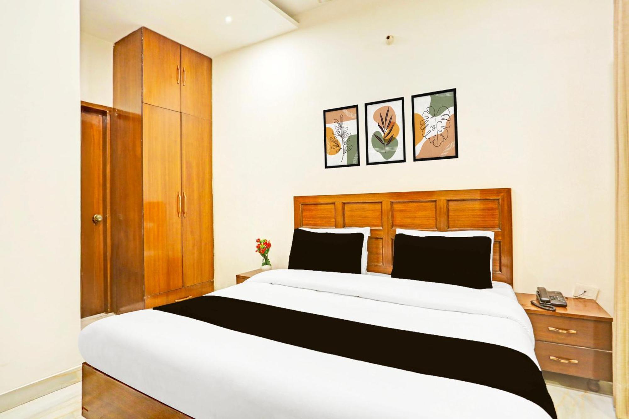 Manyavar hotel Chandigarh Bagian luar foto